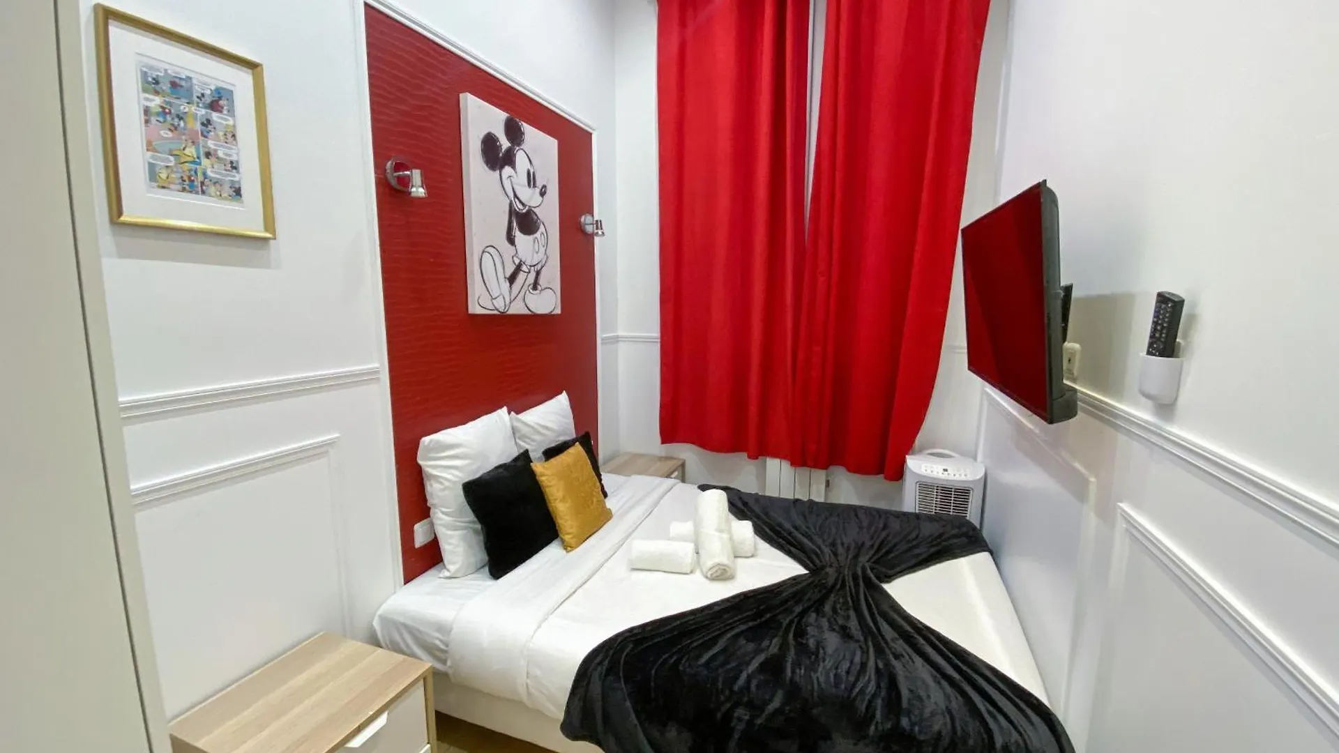 Apartment Urban Flat 72 - Pretty 3 Bedroom Flat - Triangle D Or Paris