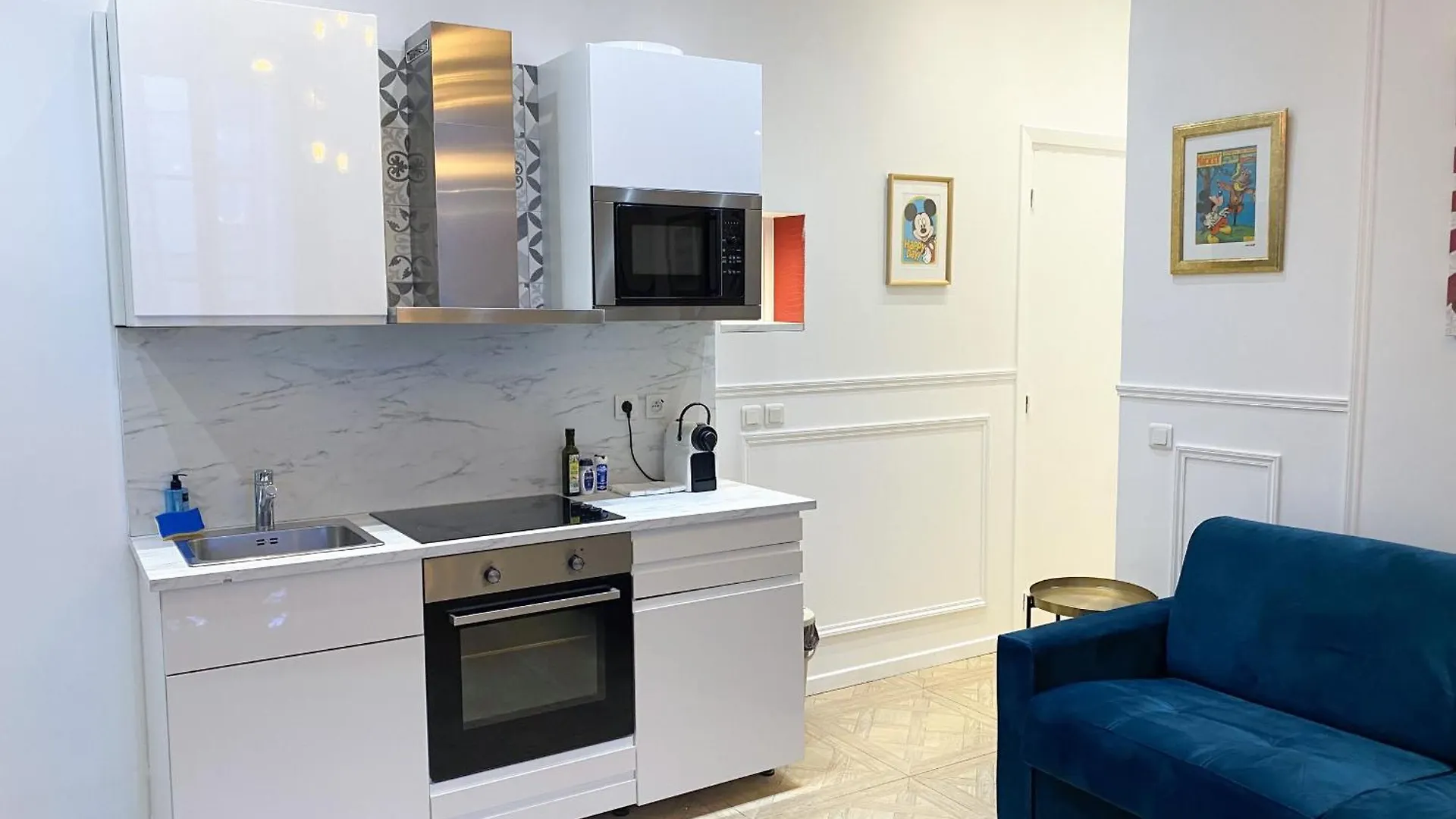 Urban Flat 72 - Pretty 3 Bedroom Flat - Triangle D Or Paris 0*,  France